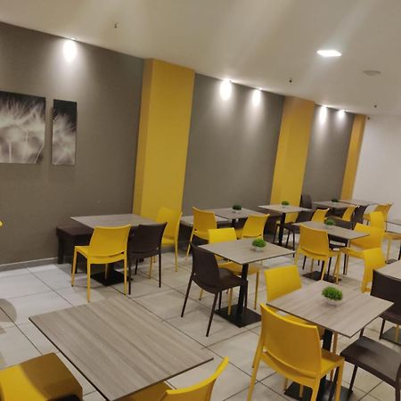 Hm Hotel Expo Inn Bogotá Eksteriør bilde